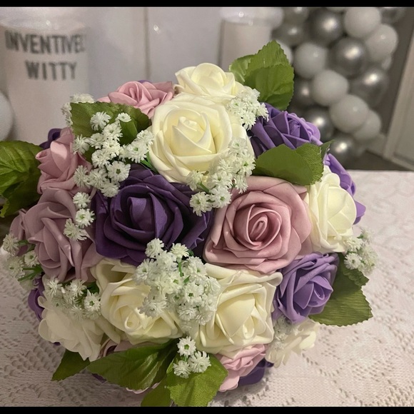 4 bouquets and 4 boutonnières - Picture 2 of 8